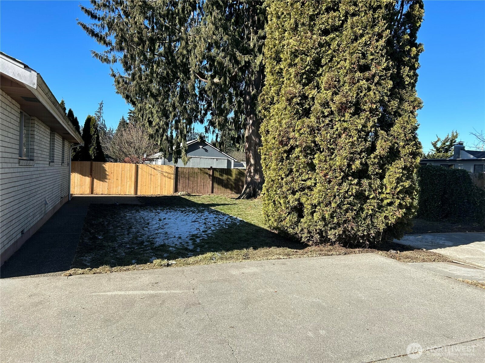 Property Photo:  2225  Jackson Avenue  WA 98203 