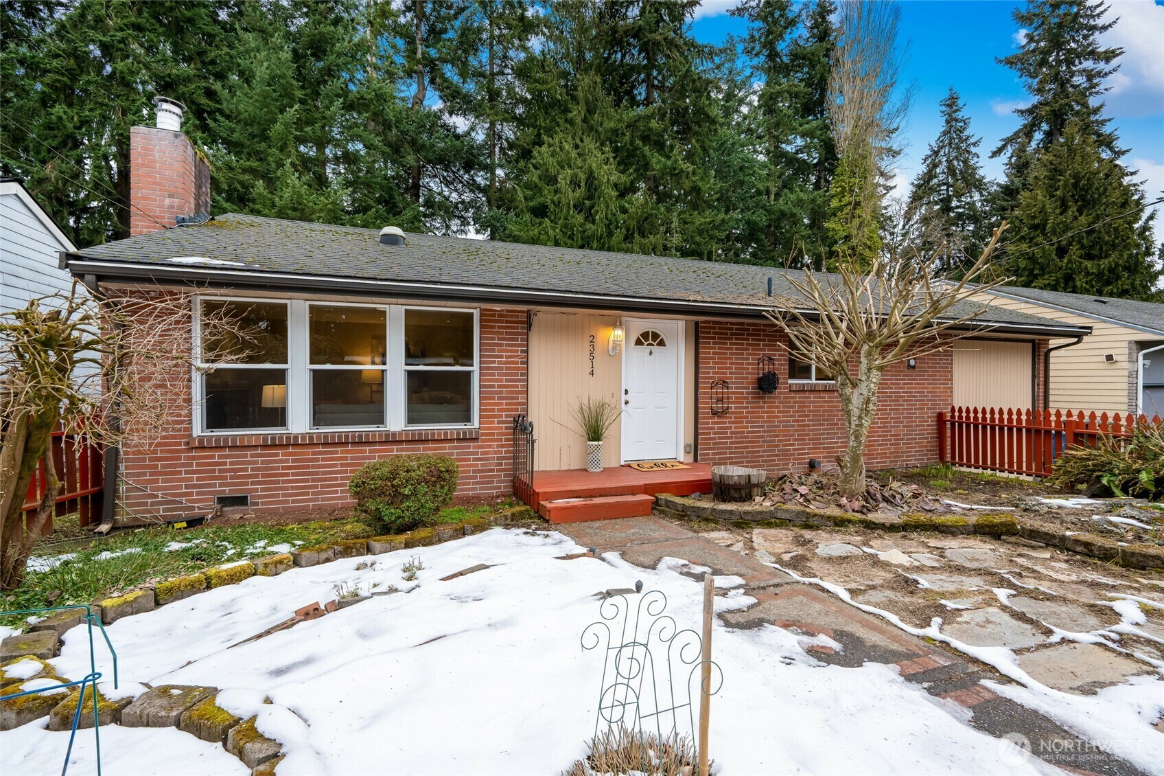 Property Photo:  23514  78th Avenue W  WA 98026 