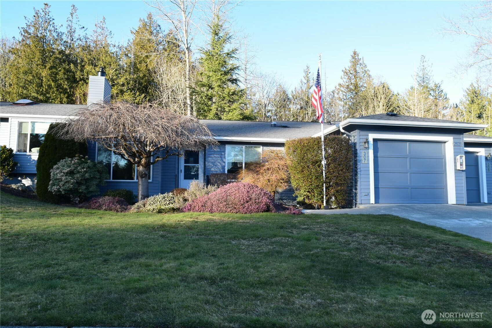 Property Photo:  2631  Club Court 307  WA 98273 