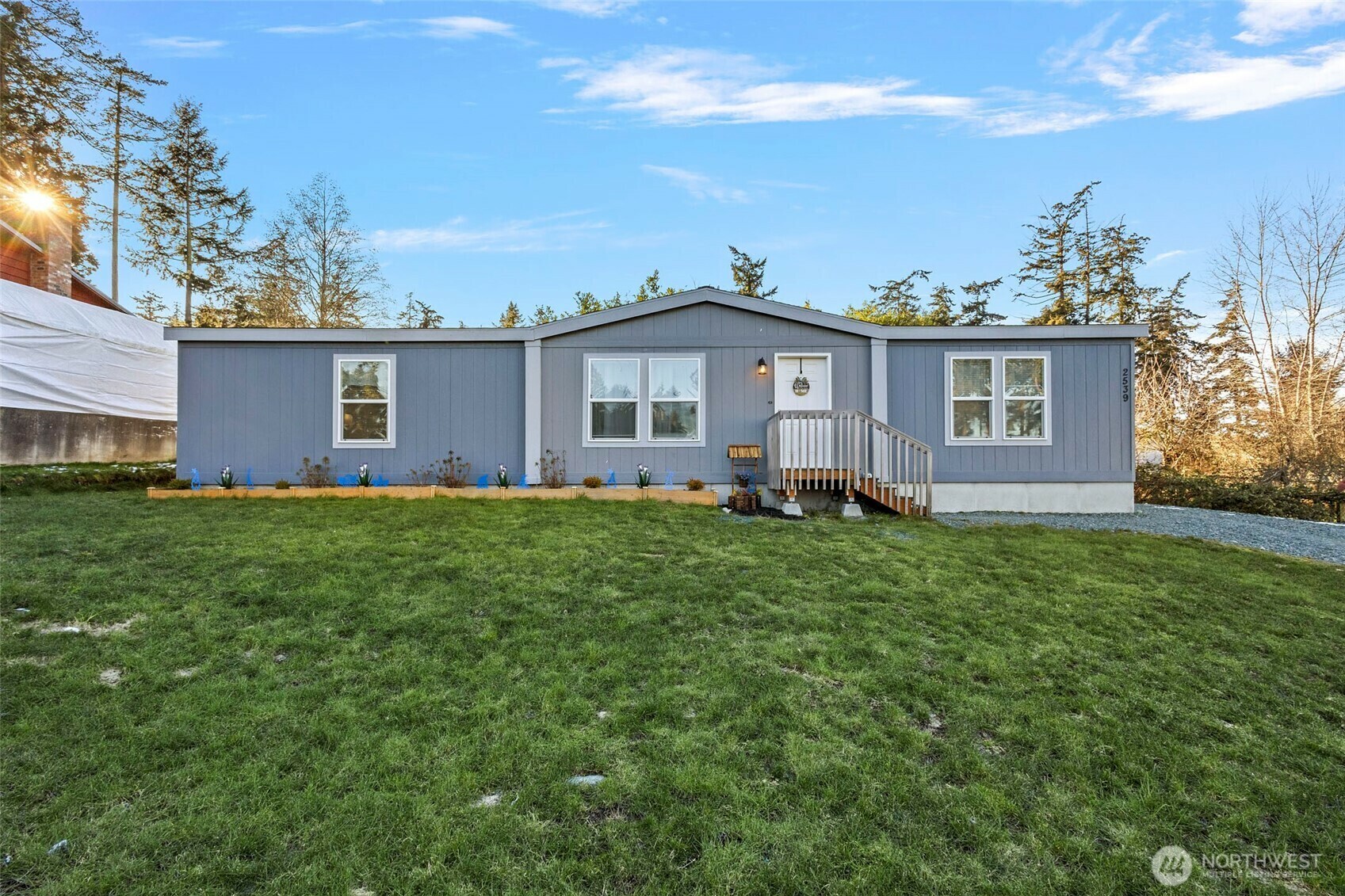 Property Photo:  2539  Olympic Drive  WA 98277 