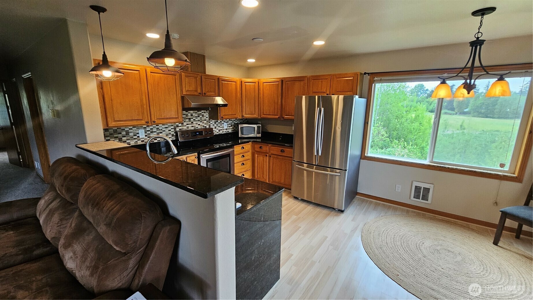 Property Photo: 617 W Horton Way 207 WA 98226