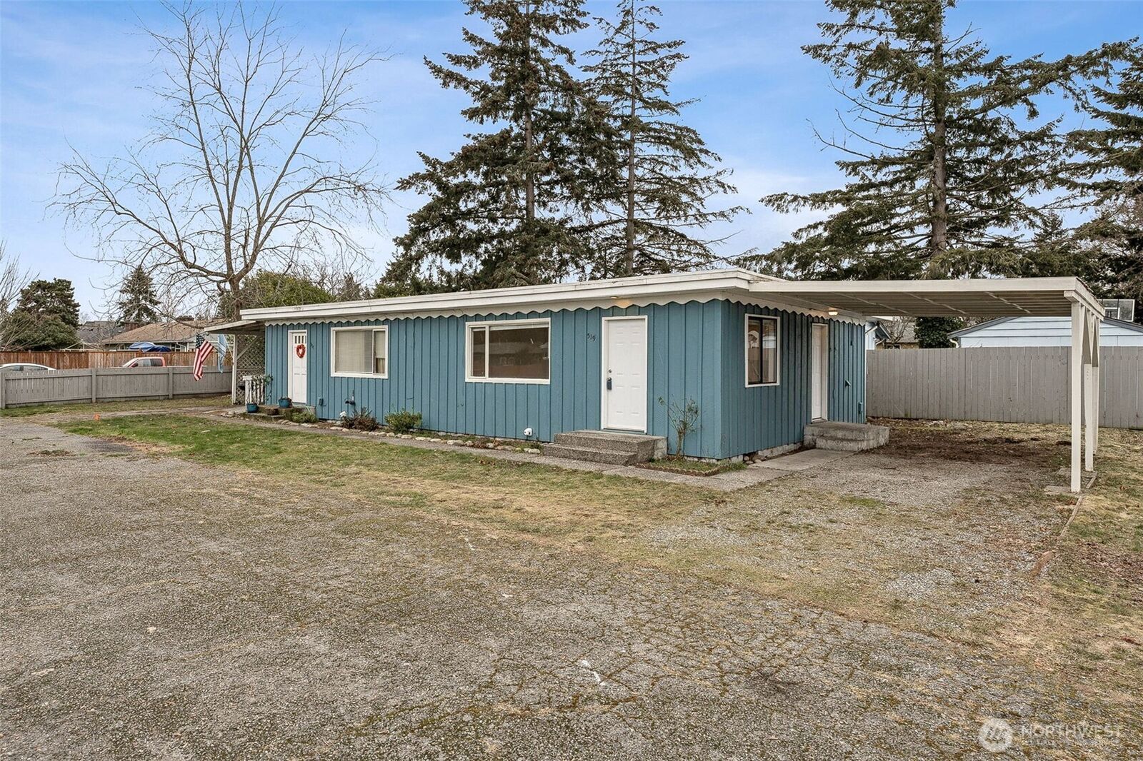 Property Photo:  519  129th Street S  WA 98444 