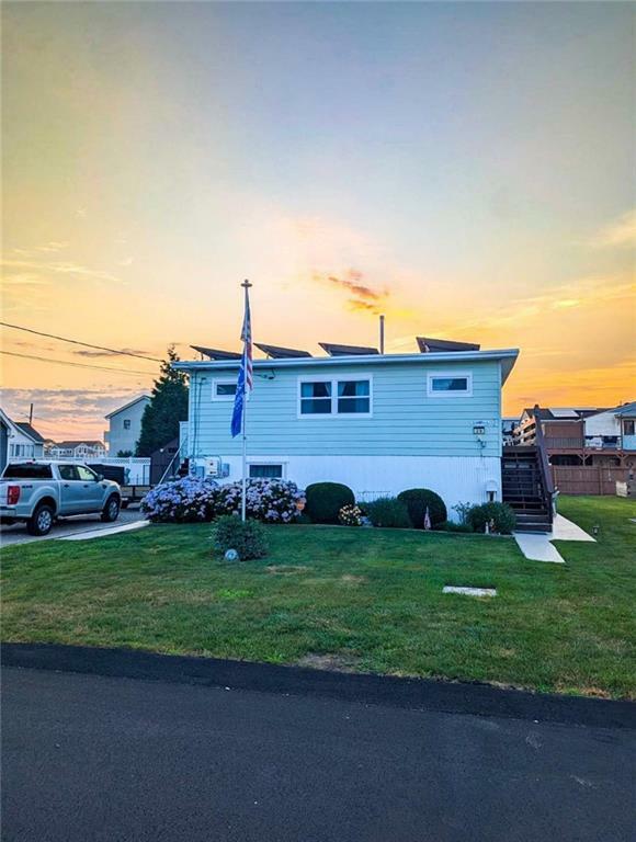 29 Montauk Avenue  Westerly RI 02891 photo