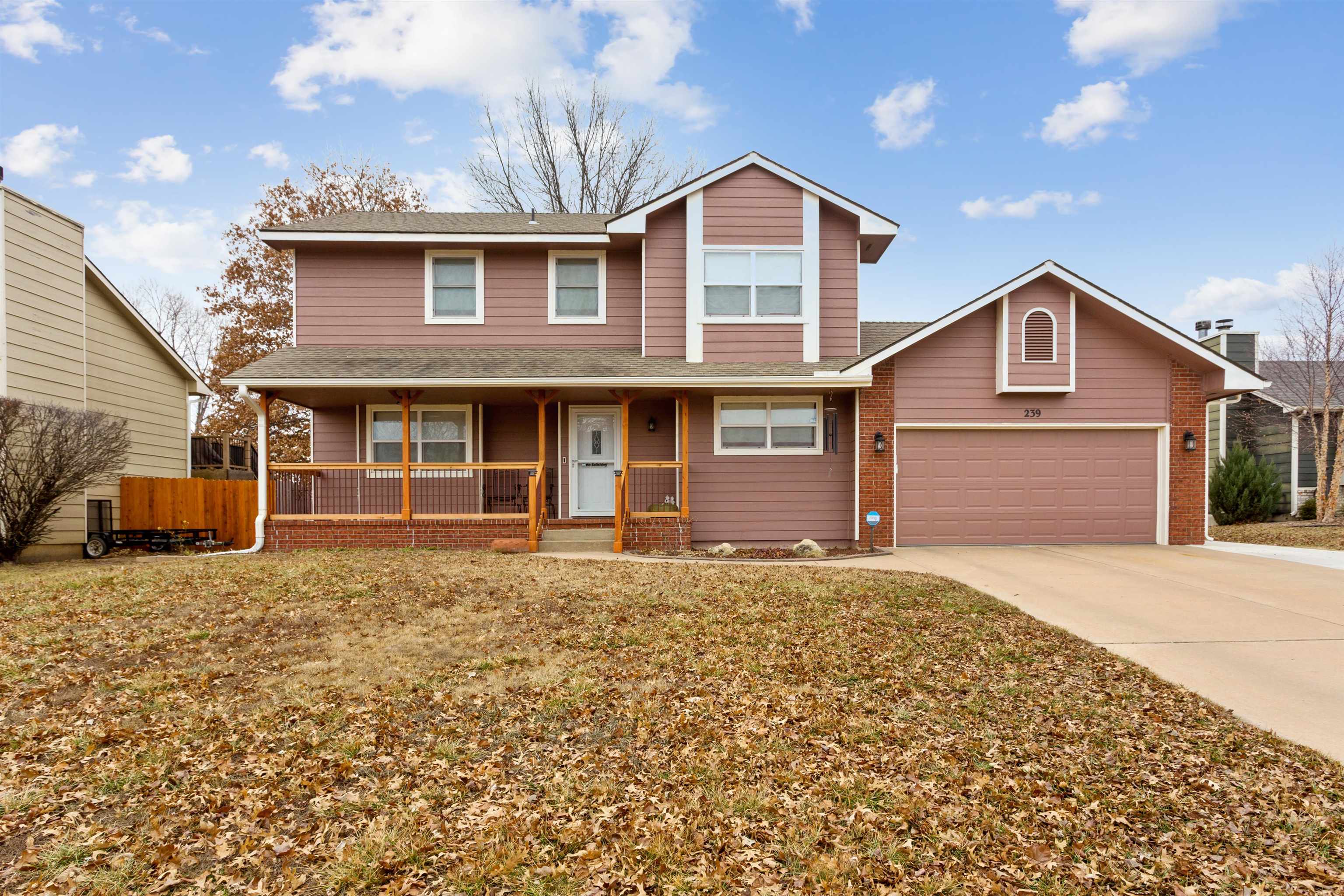 Property Photo:  239 E Catalpa Ct  KS 67037 