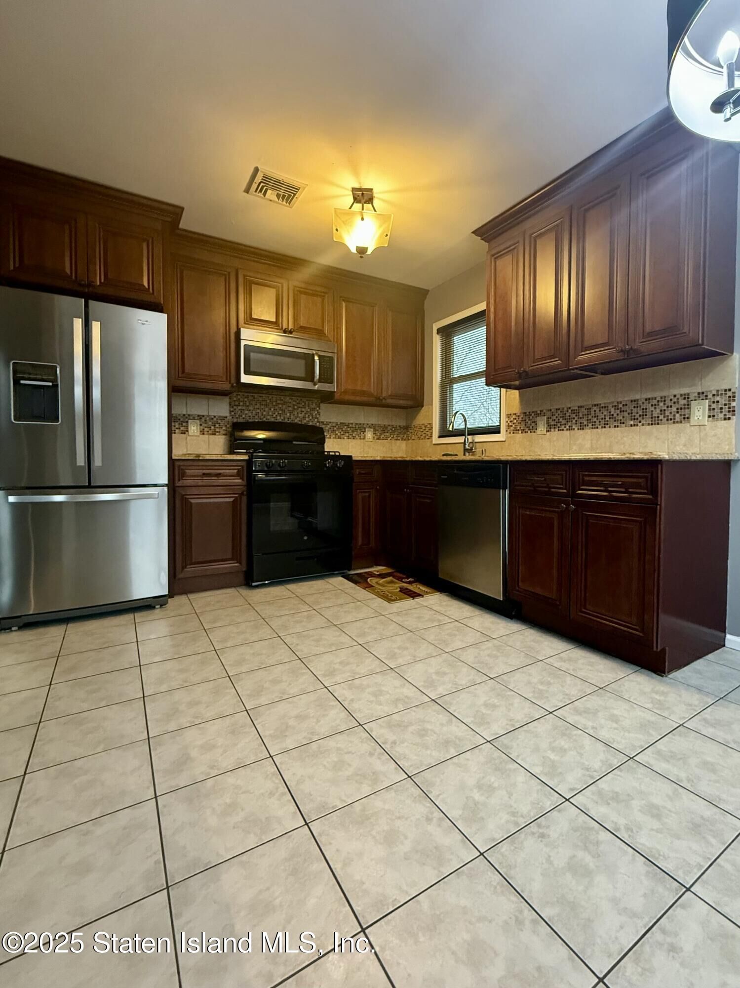 Property Photo: 65 Nancy Lane NY 10307