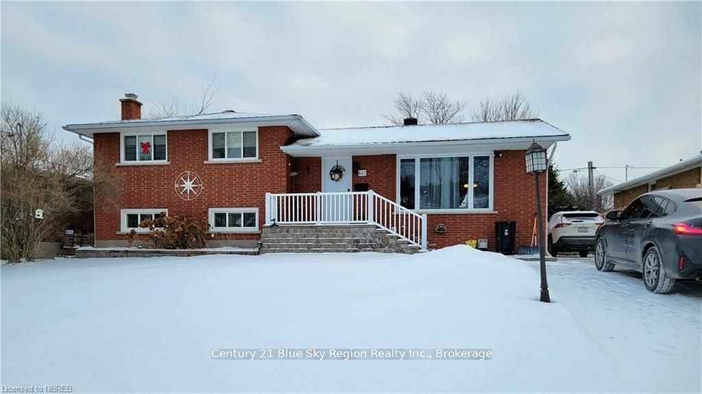 Photo de la propriété:  643 Norman Ave  ON P1B 8C2 