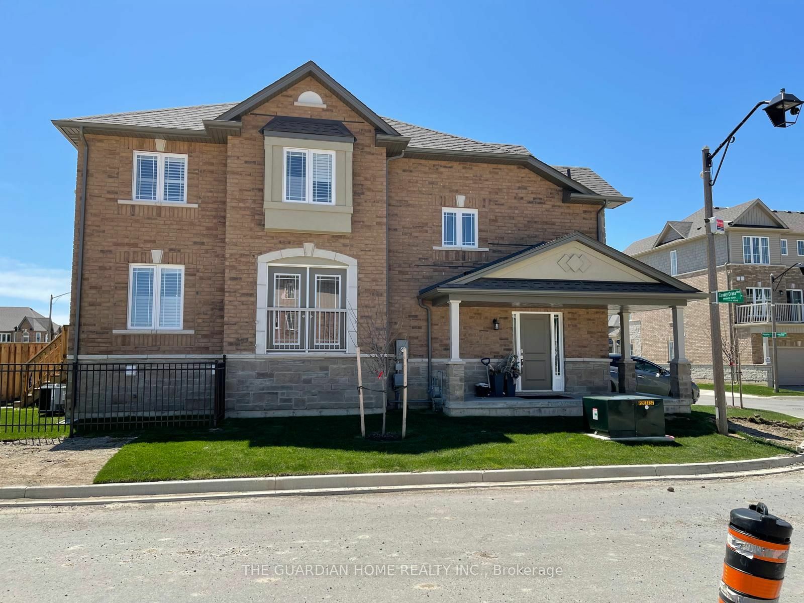 Property Photo:  8 Canary Grass Blvd  ON L8J 3H5 