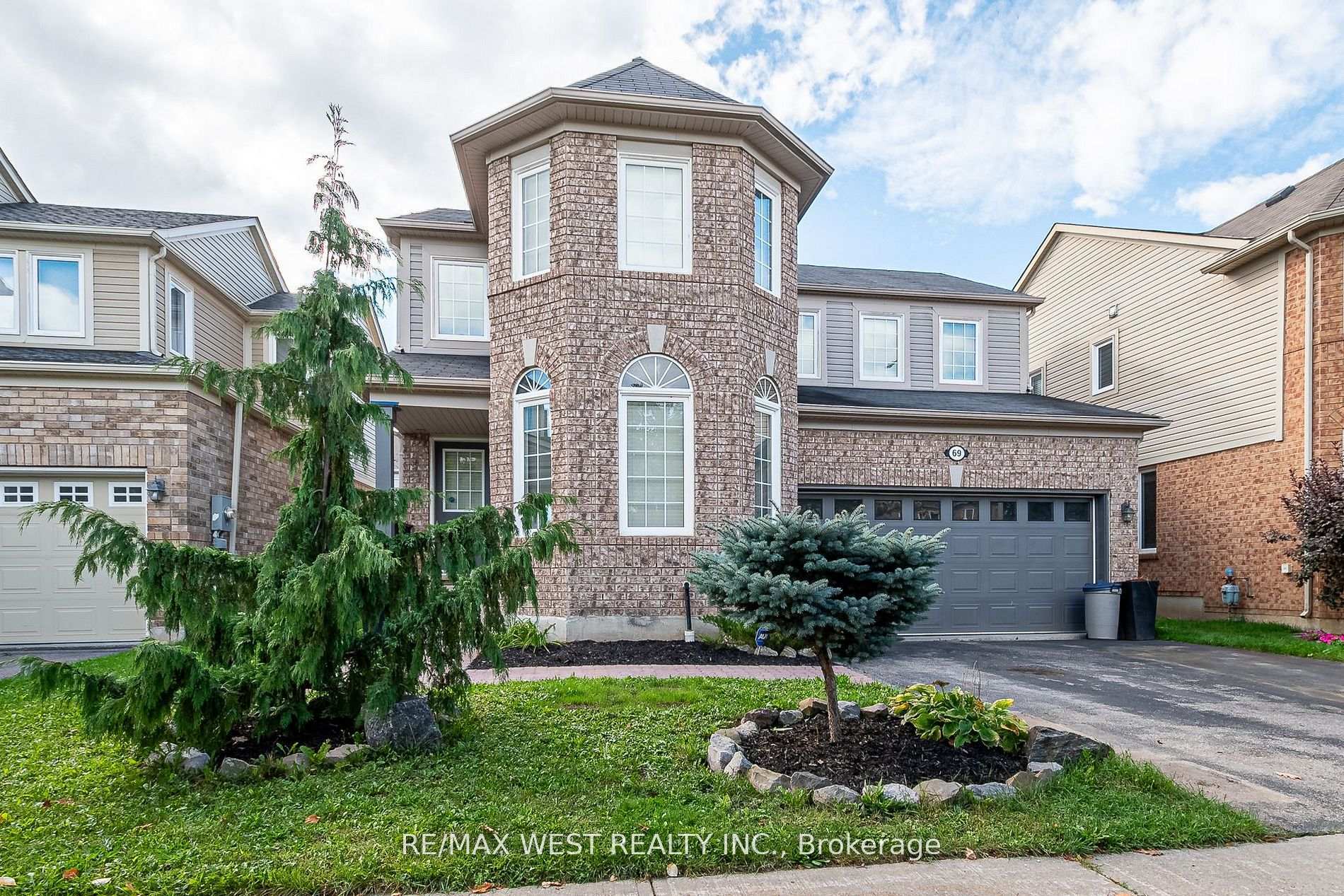 69 Kidd Cres  New Tecumseth ON L9R 0C8 photo
