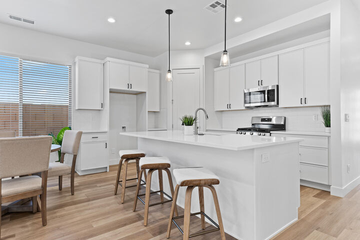 Property Photo: 2129 W 320 S UT 84737