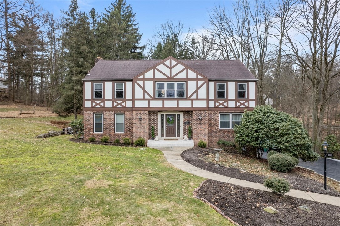 Property Photo:  3212 Fox Run Road  PA 15101 