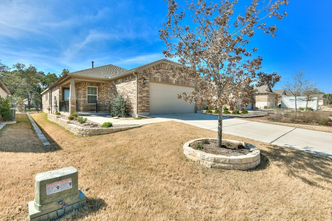 Property Photo:  220 Comal Lane  TX 78633 