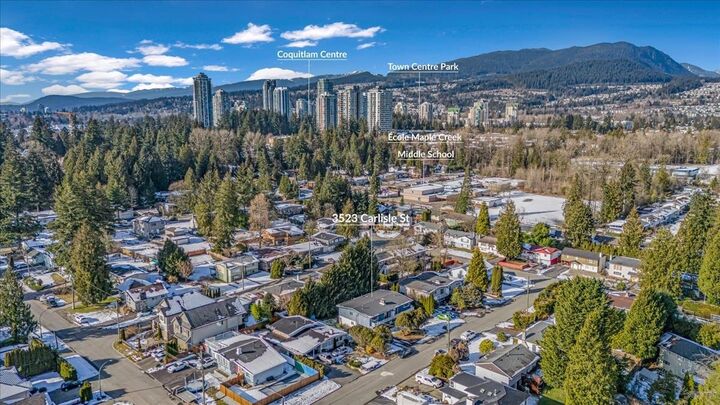 Property Photo: 3523 Carlisle Street BC V3B 4M1