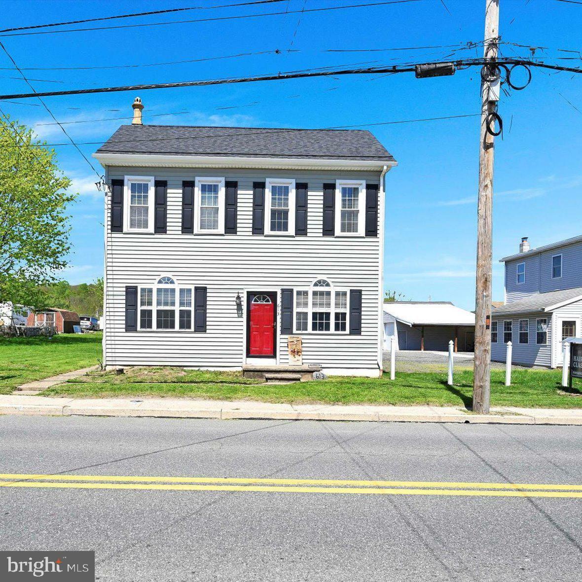 Property Photo: 613 N Reading Avenue PA 19512