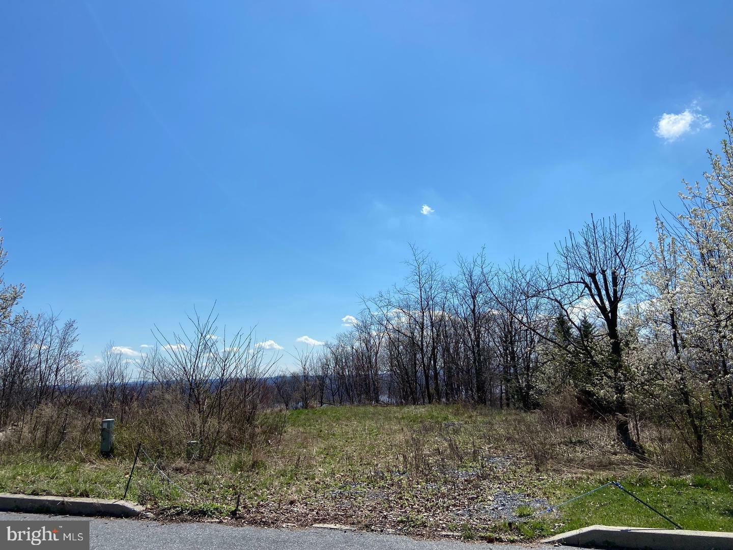 Property Photo:  508 Halyard Way  PA 17025 