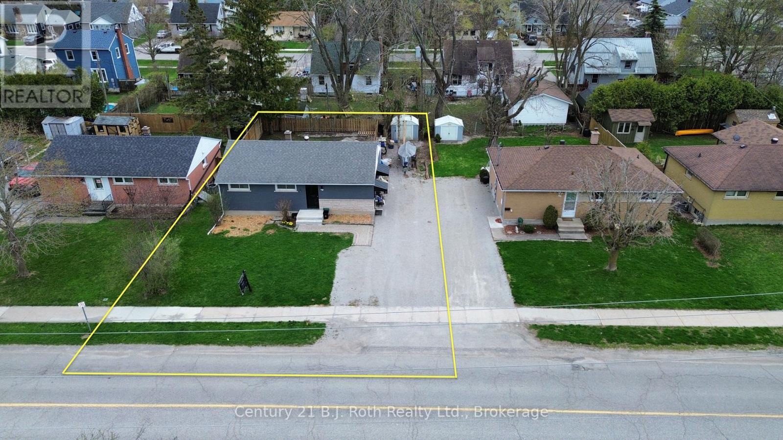 Property Photo: 311 James Street East ON L3V 1M4