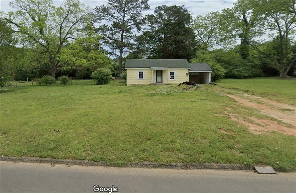 Property Photo:  136 4th Avenue  GA 30223 