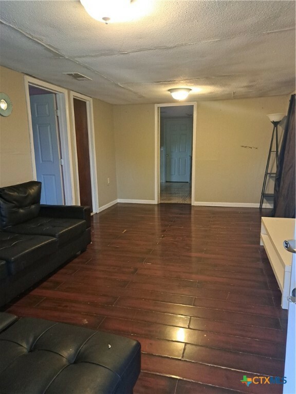 Property Photo: 792 S Seguin Avenue TX 78130
