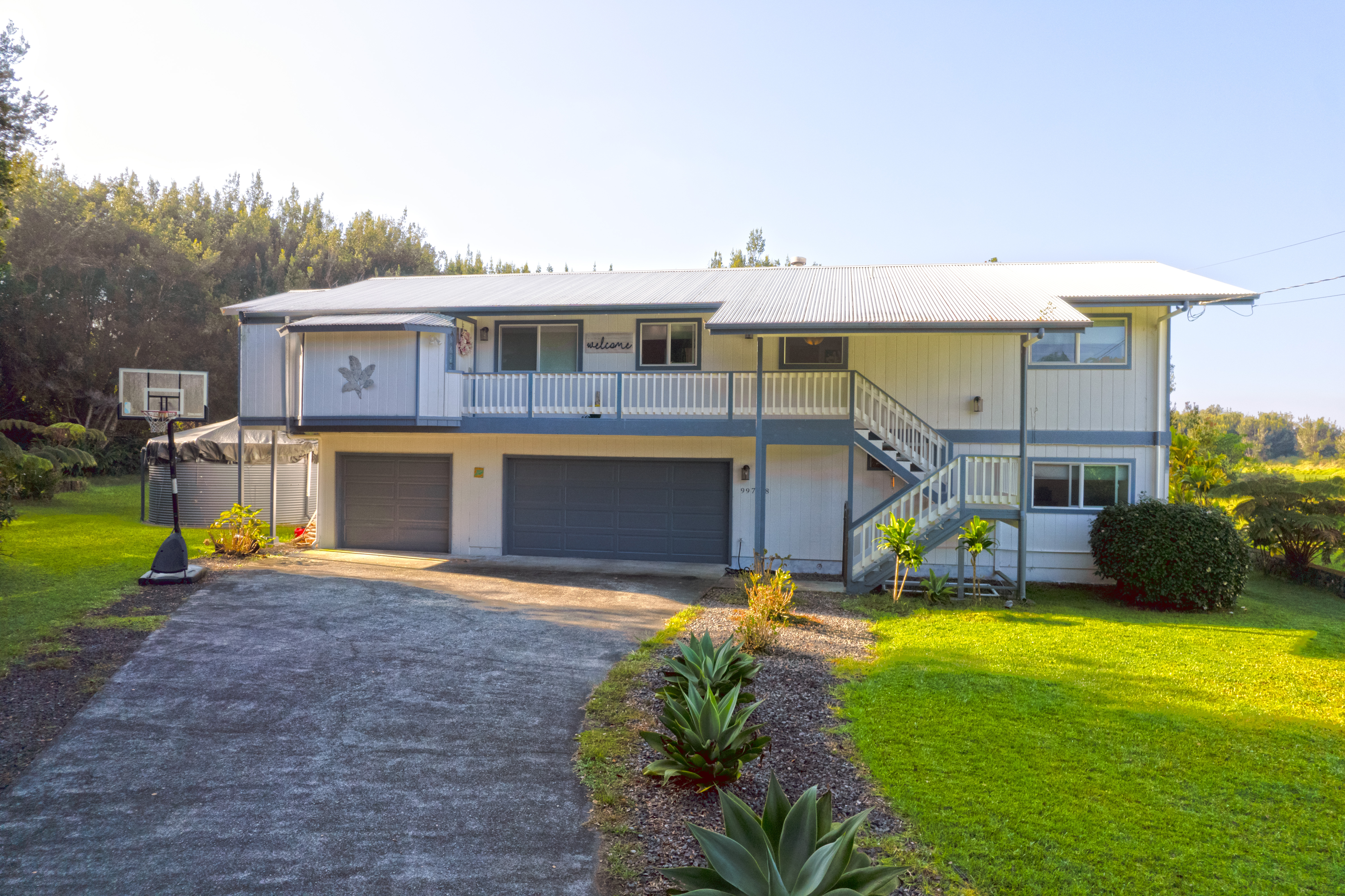 Property Photo: 99-7818 Kanawao Pl HI 96718