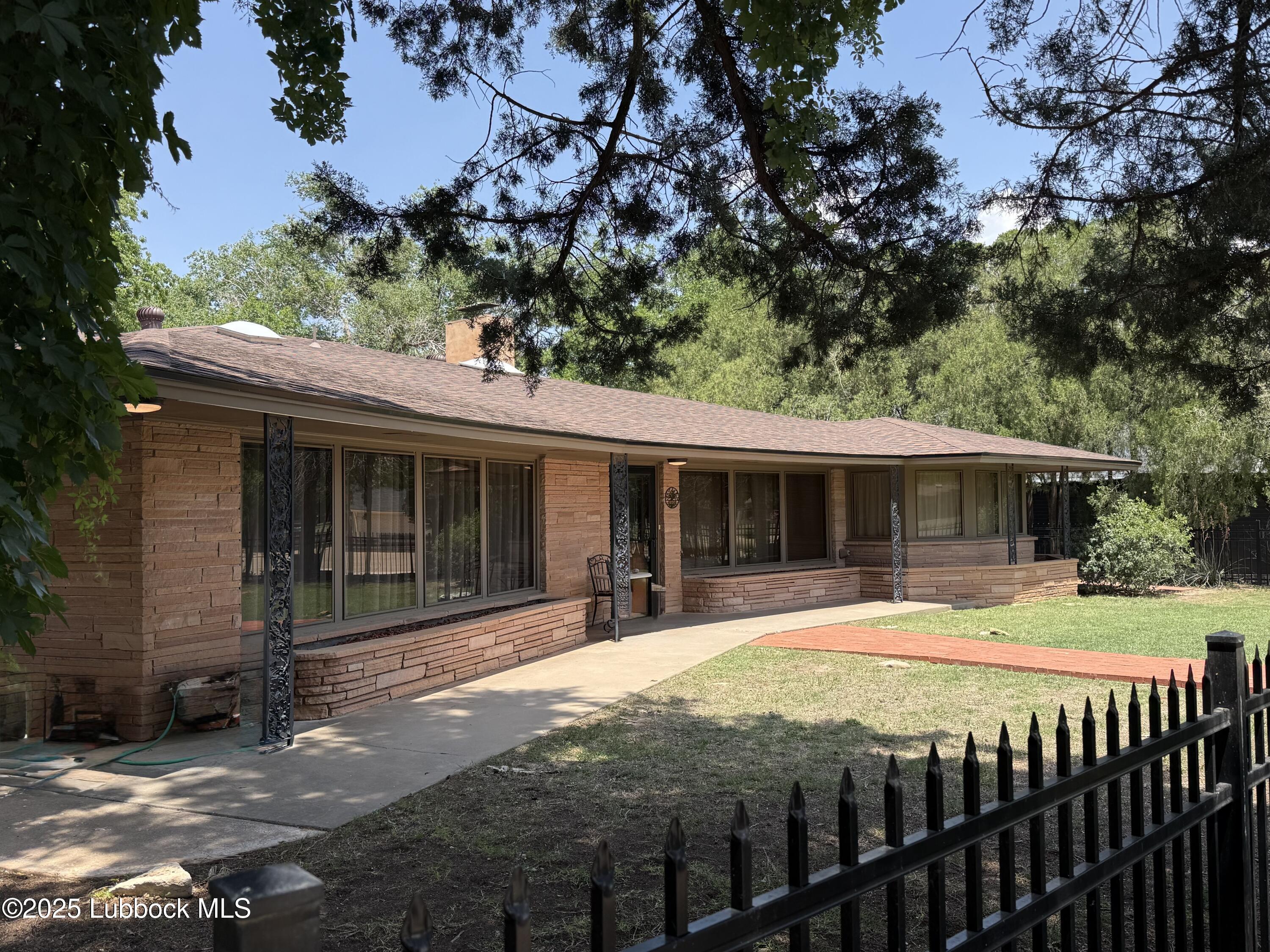 Property Photo:  4908 19th Street  TX 79407 
