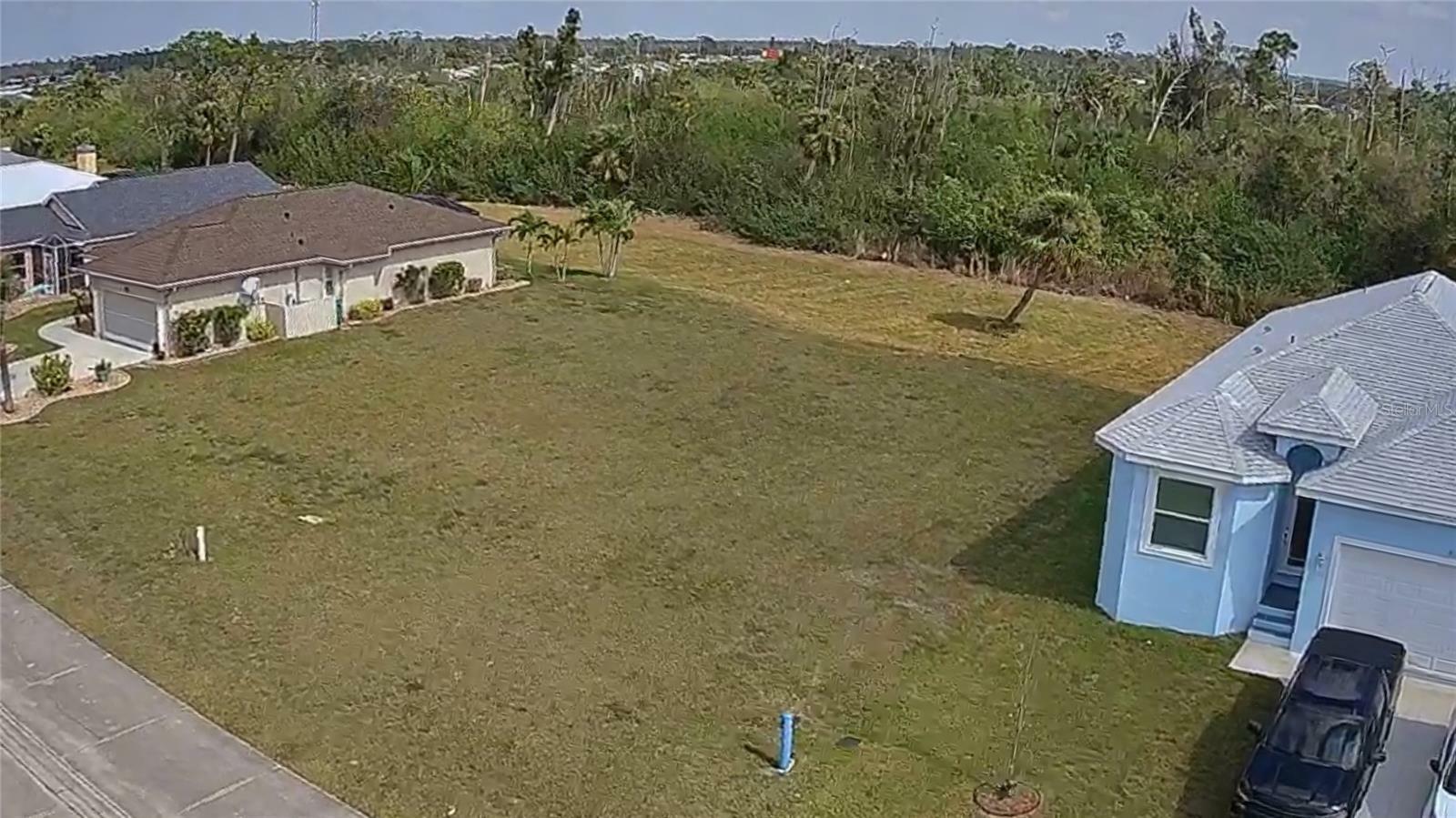 Property Photo: 4281 Oak Terrace Circle FL 33953