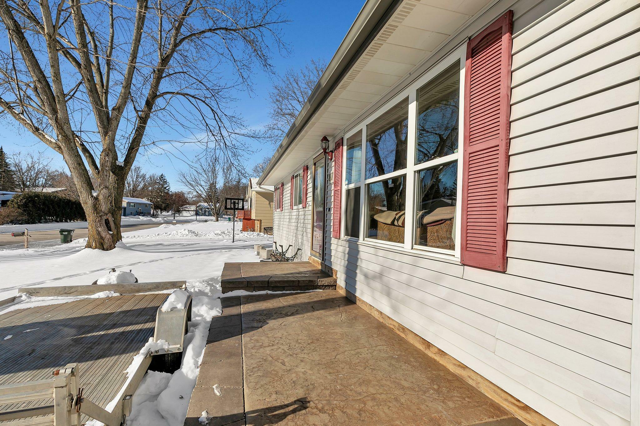 Property Photo:  817 2nd Street N  MN 56320 