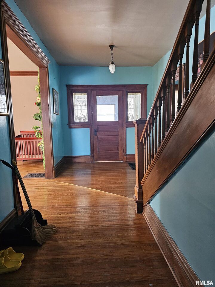 Property Photo:  1508 N Cherry Street  IL 61401 