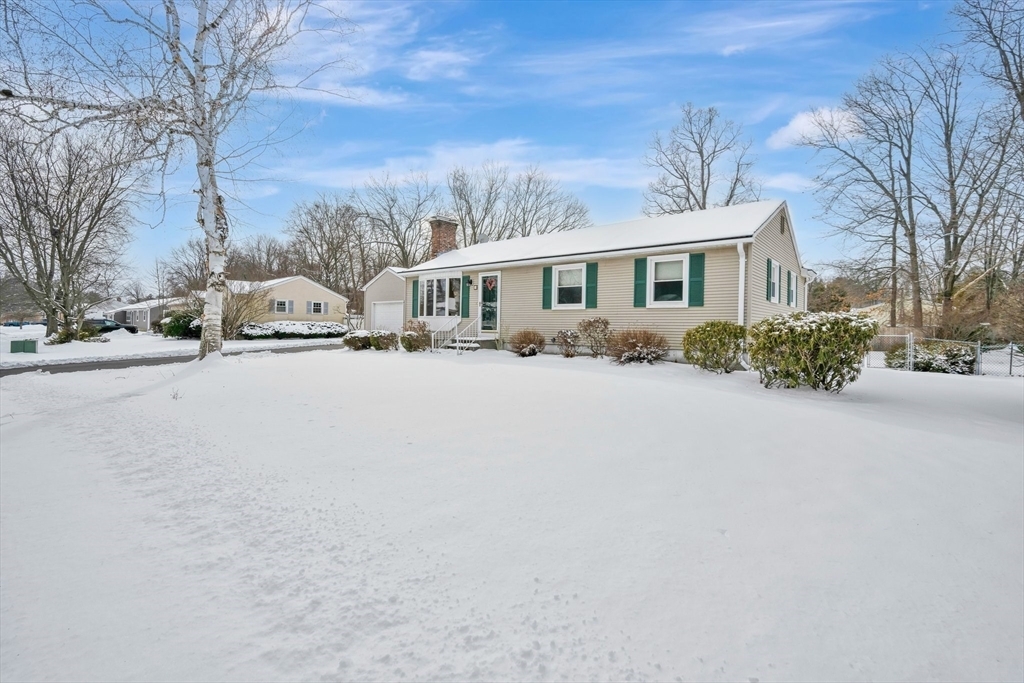 Property Photo: 65 Fernwood Dr MA 01001