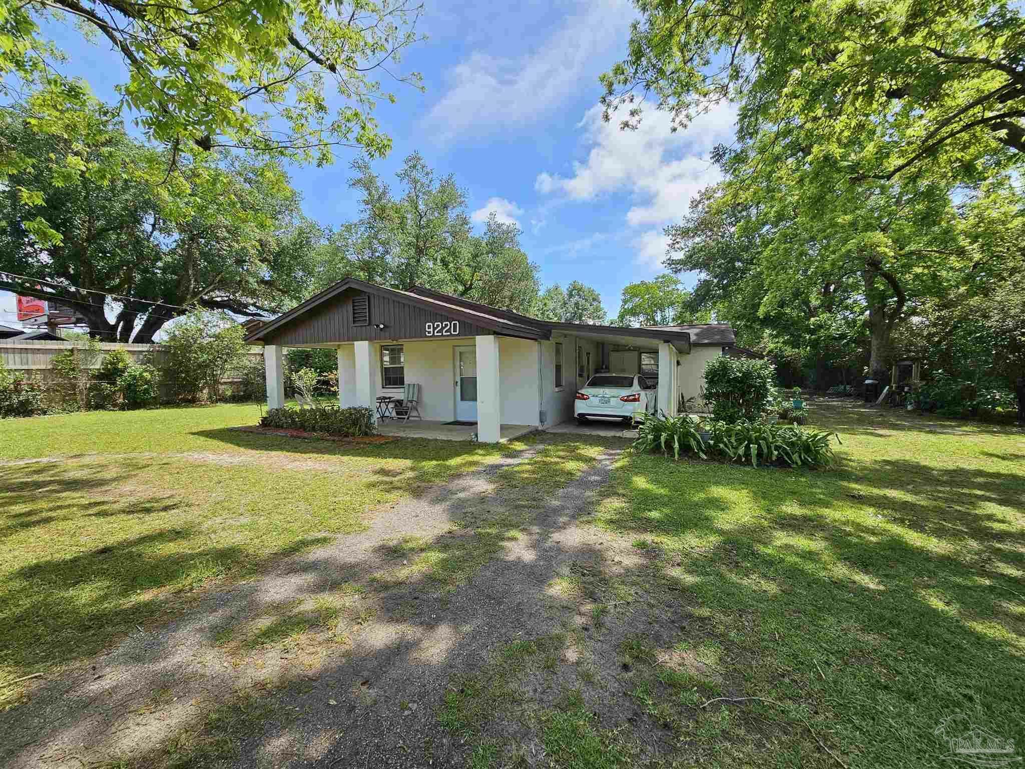 Property Photo:  9220 Bowman Ave  FL 32534 