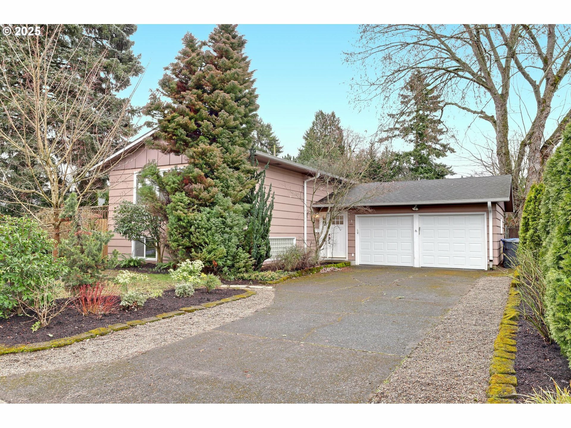 4516 SE Fieldcrest Dr  Milwaukie OR 97222 photo