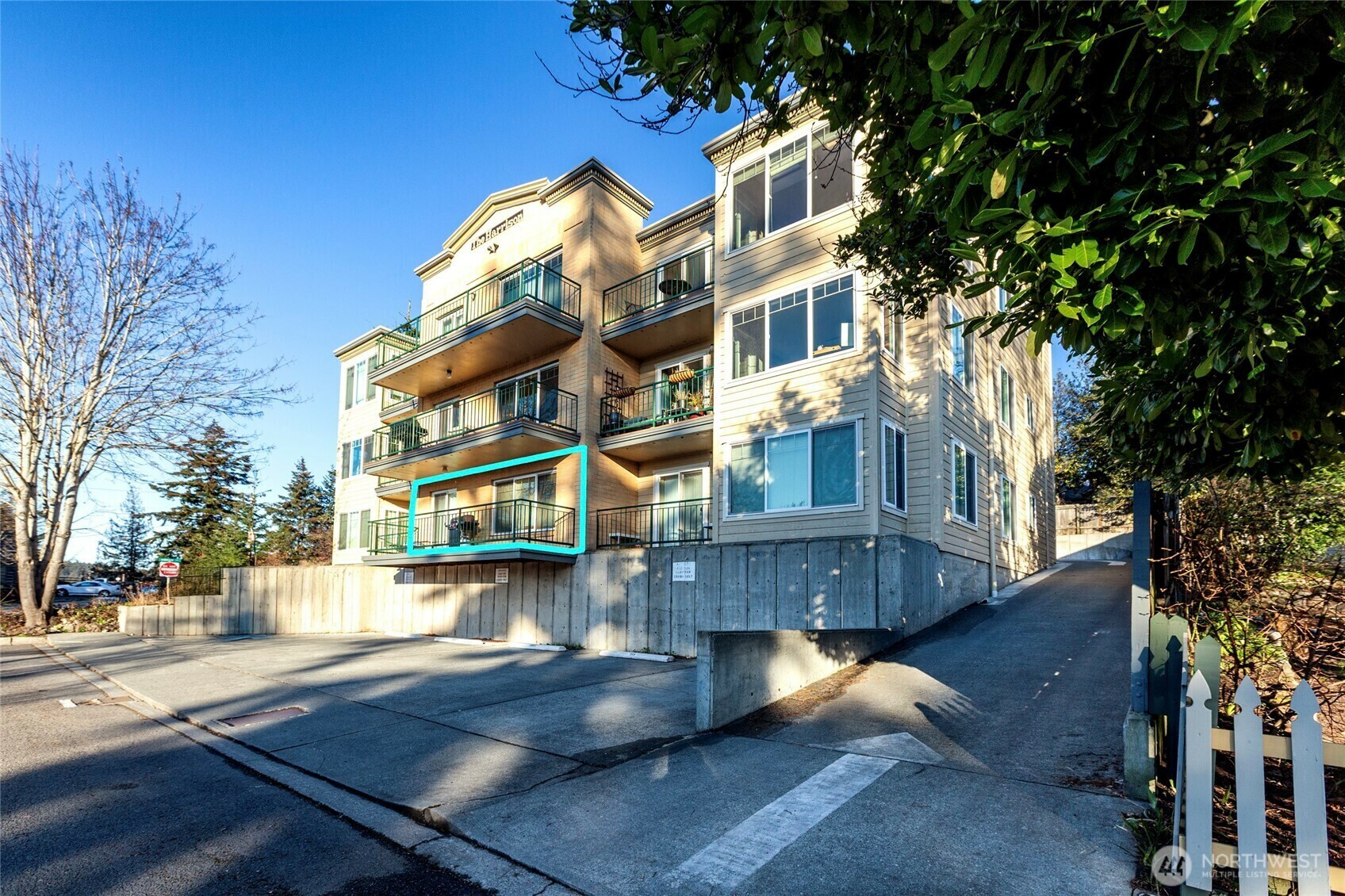 Property Photo: 230 B Street 102 WA 98250