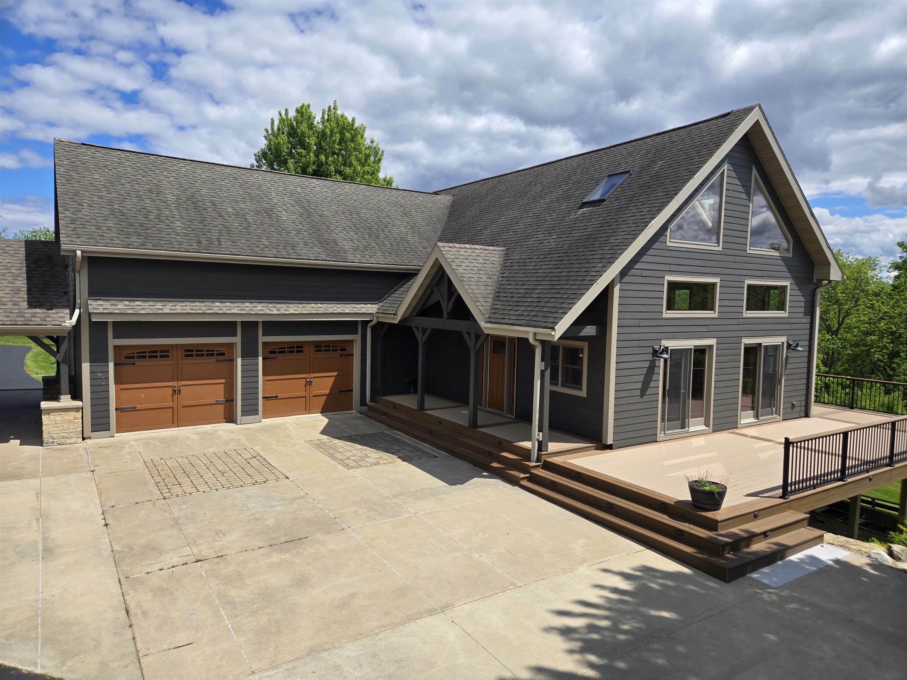 Property Photo: 4845 N Hacker Road IL 61001