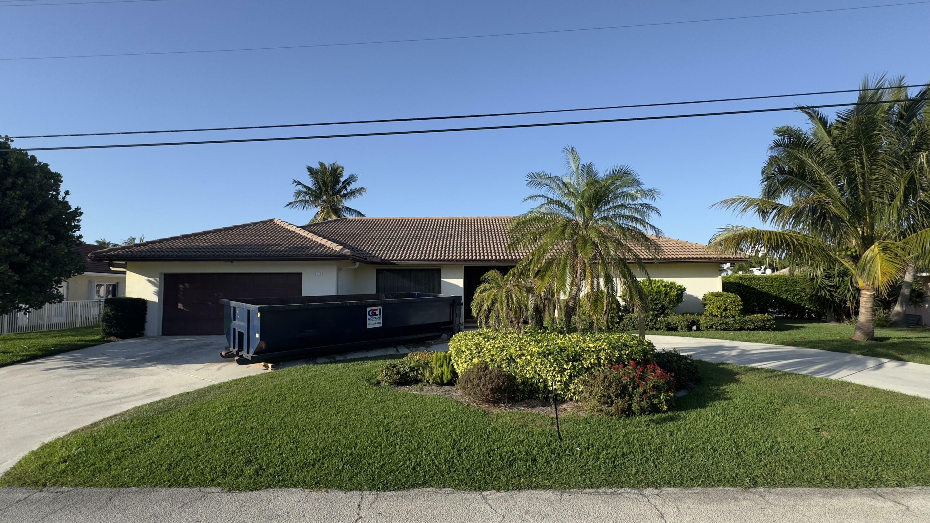 Property Photo:  1170 Fairview Lane  FL 33404 