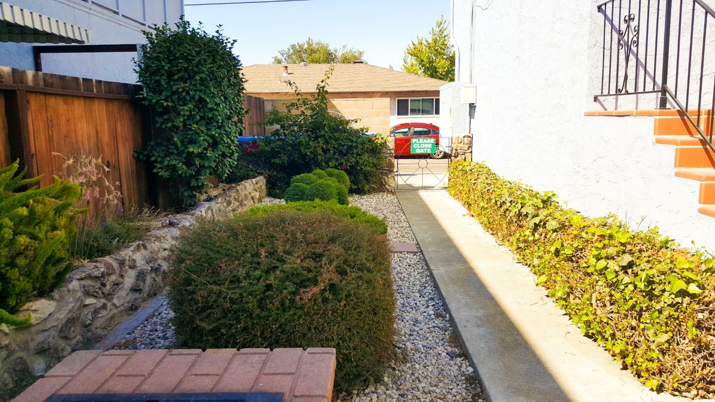 Property Photo:  2831 Malabar Avenue  CA 95051 