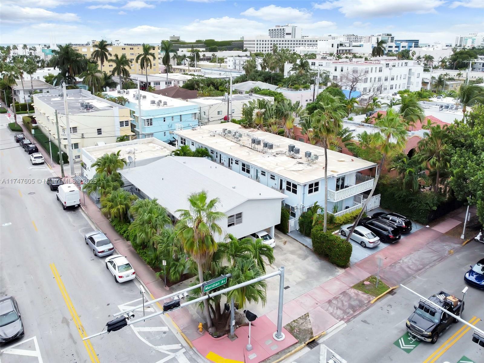Property Photo: 759 Meridian Ave 3 FL 33139