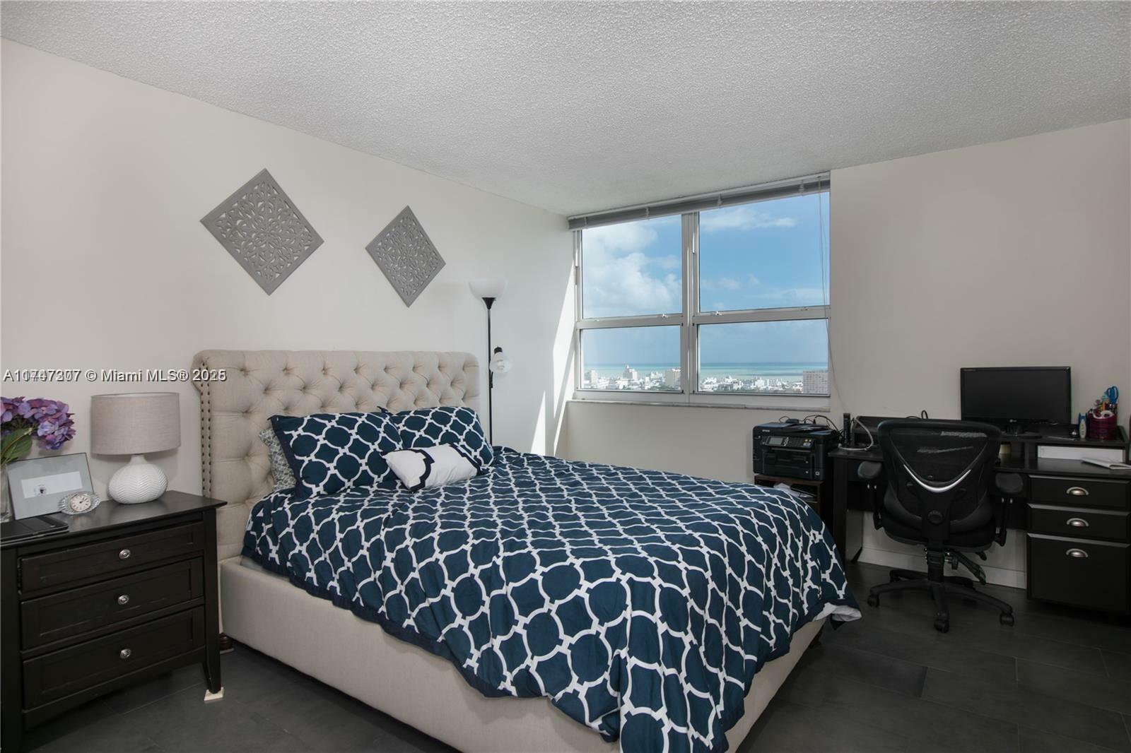 Property Photo:  650 West Ave 2204  FL 33139 