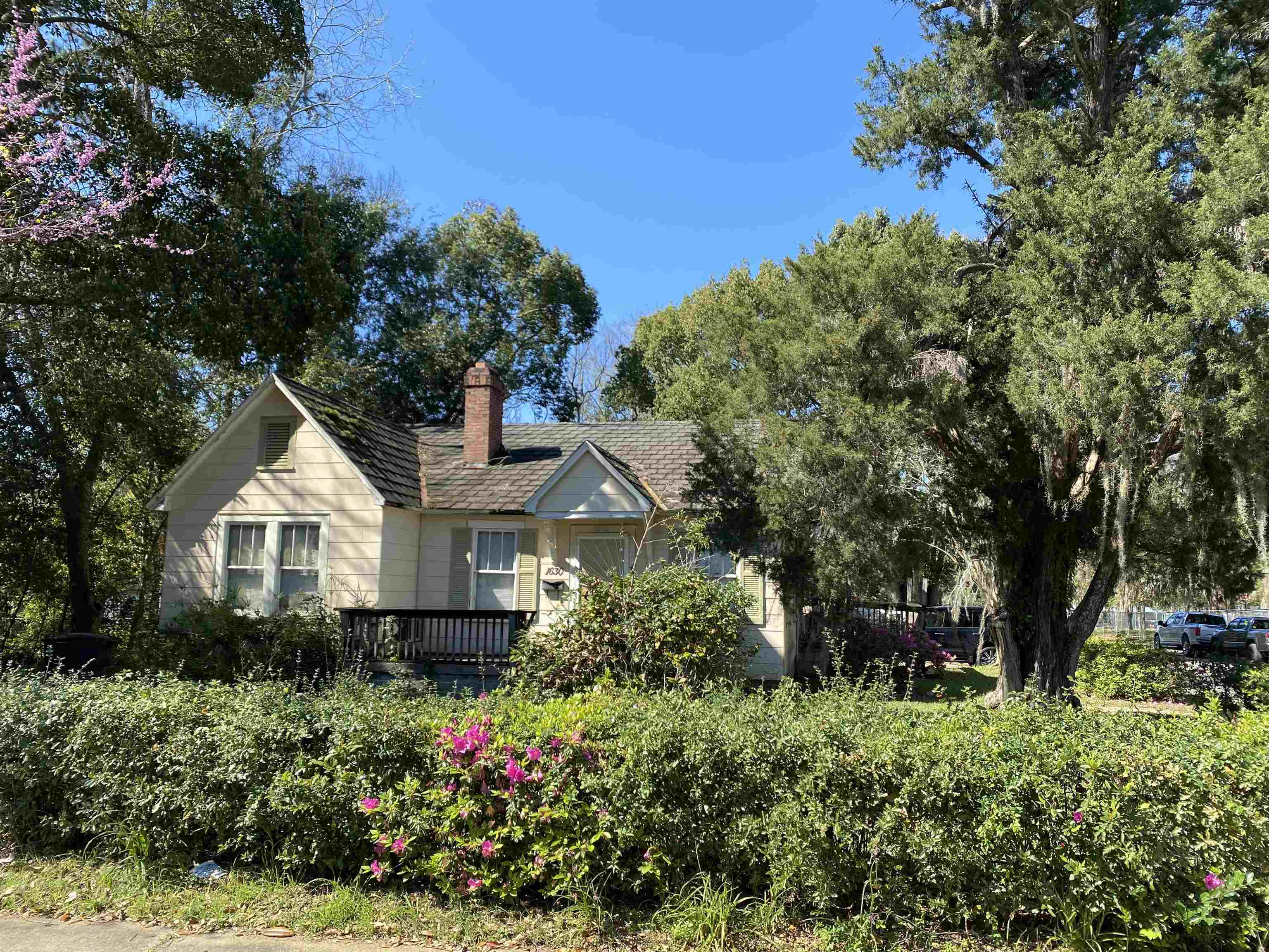 Property Photo:  427 W 10th Avenue A  FL 32303 