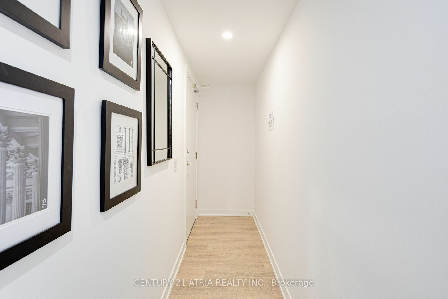 Property Photo:  1100 Sheppard Ave W Ph10  ON M3K 0E4 