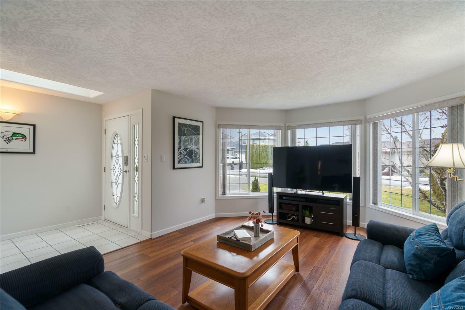 Property Photo: 71 Magnolia Dr BC V9P 2P6