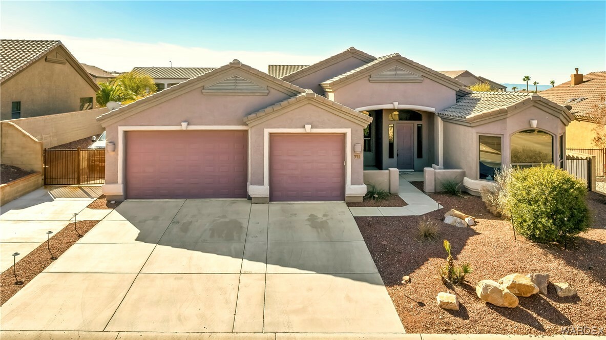 Property Photo: 941 Talon Pointe Drive AZ 86429