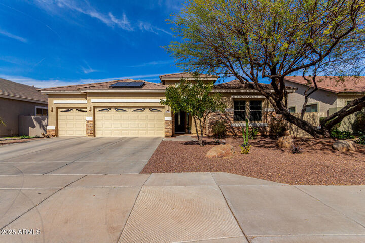 Property Photo: 15062 W Windward Avenue AZ 85395