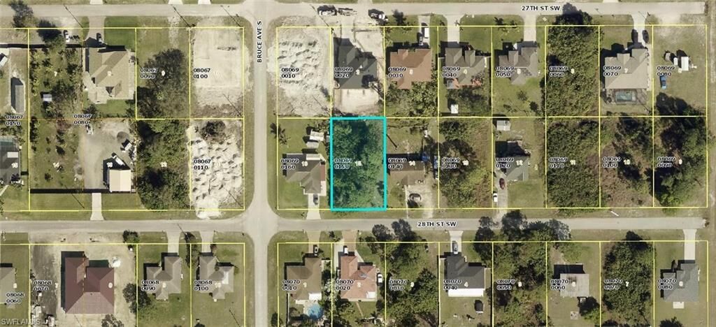 Property Photo: 3912 28th St SW FL 33976
