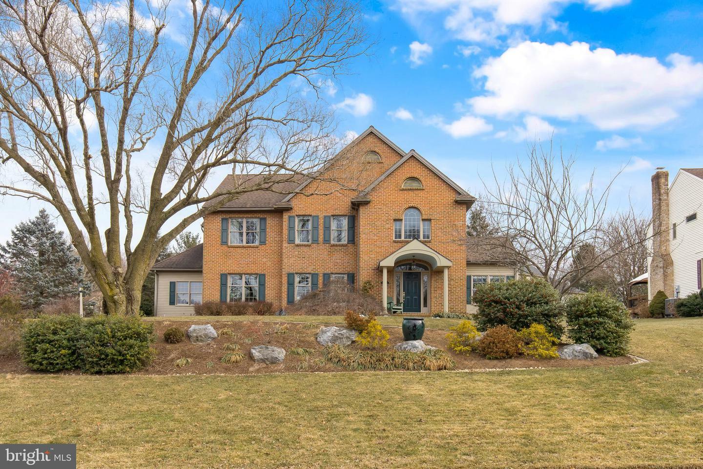 Property Photo:  2530 Hartwell Court  PA 17601 