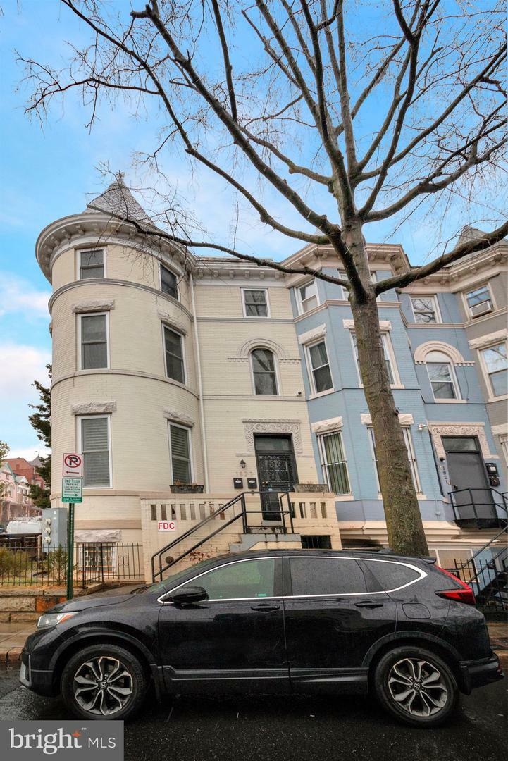 Property Photo: 1823 N Capitol Street NE A DC 20002