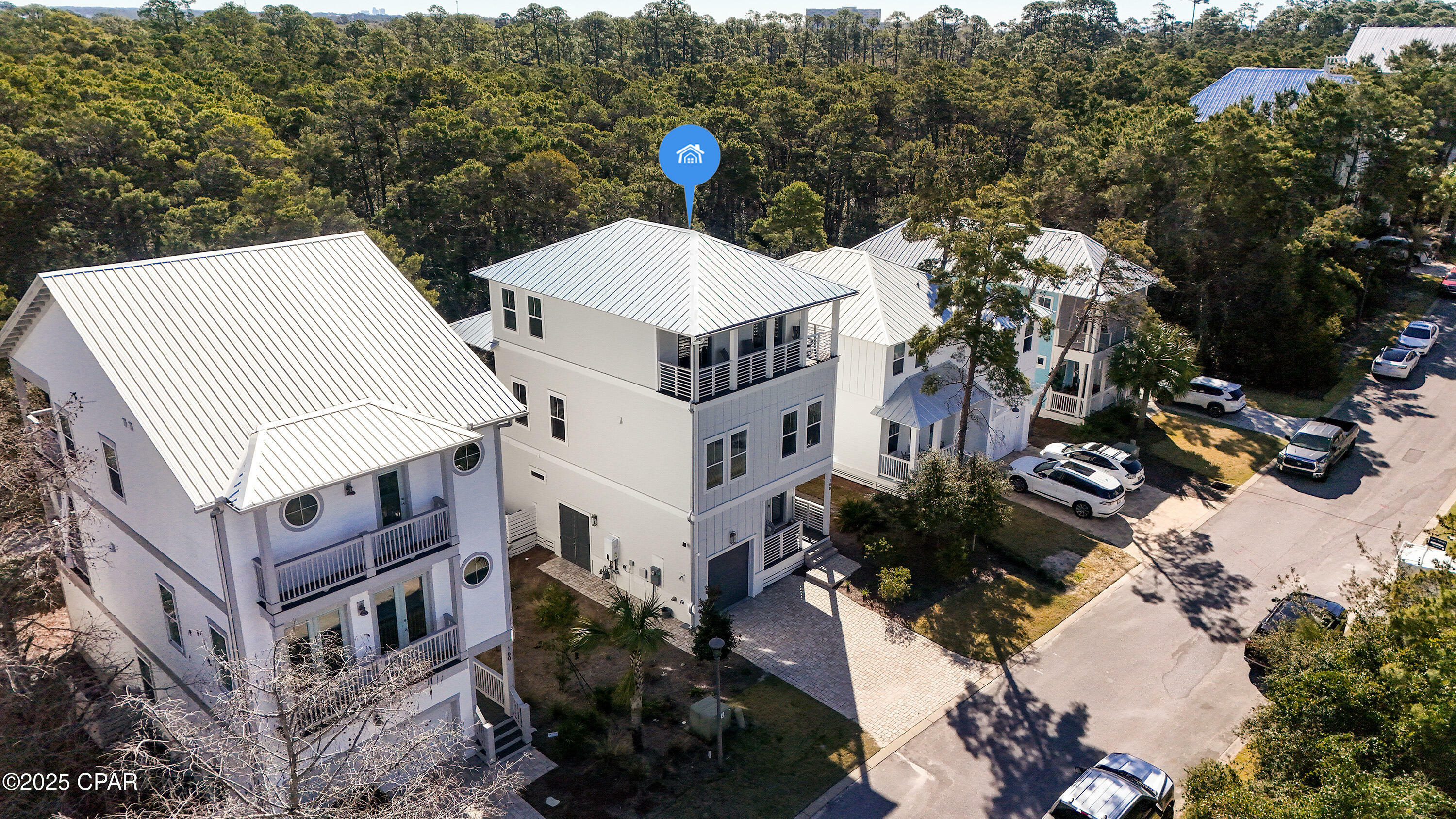 Property Photo: 150 Grande Pointe Circle FL 32461