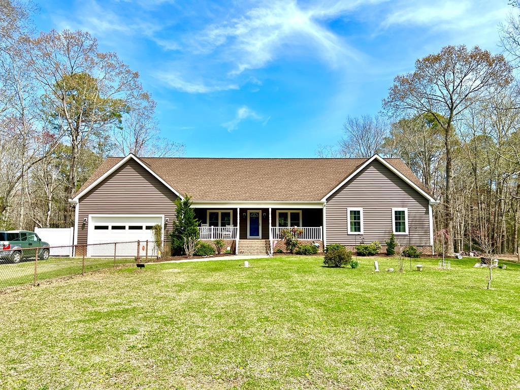 Property Photo: 17481 Mitchell Ln VA 23421