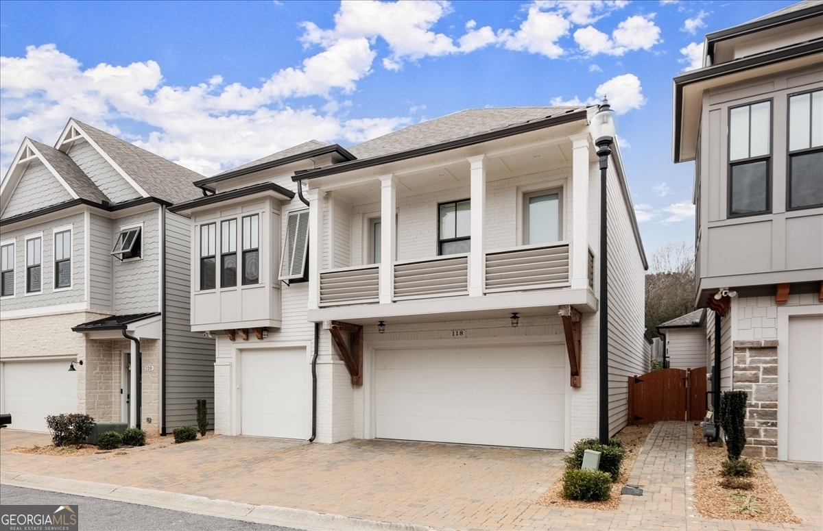 Property Photo: 118 Village Green Avenue GA 30189