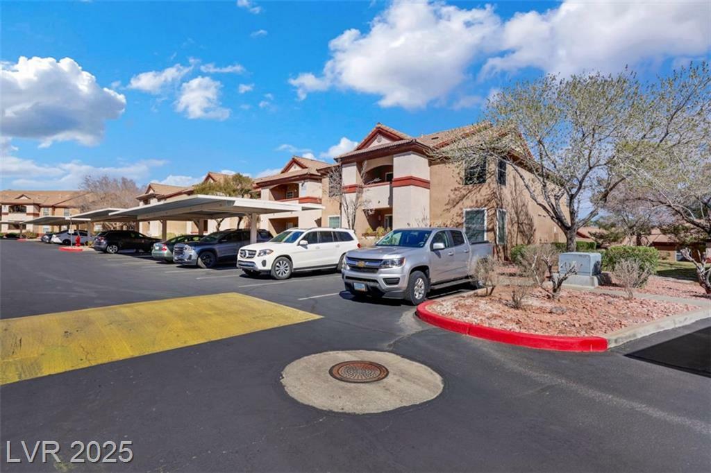 Property Photo: 231 West Horizon Ridge Parkway 527 NV 89012