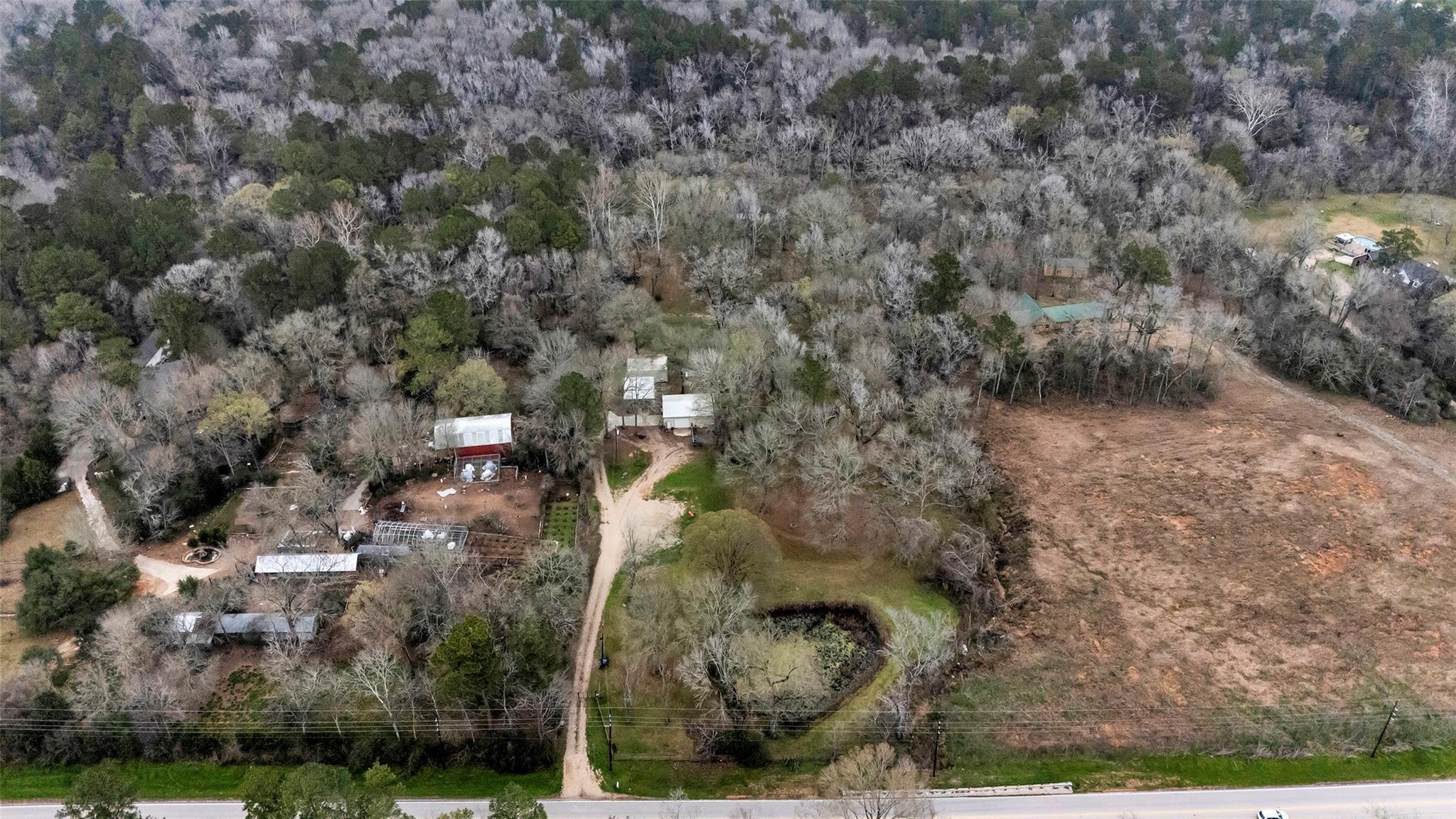 Property Photo: 9942 Calvary Road TX 77318