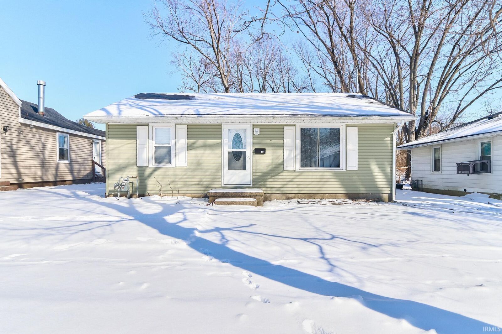 Property Photo: 520 N Gibson Street IN 47670-1724
