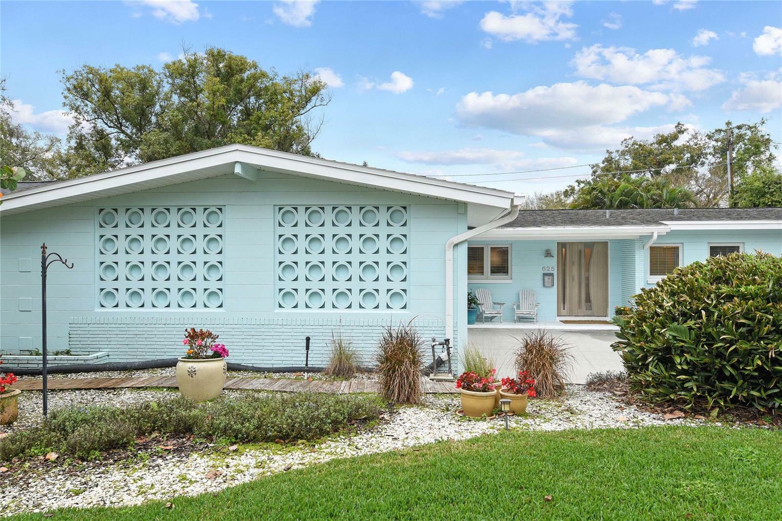 Property Photo:  625 Worthington Drive  FL 32789 